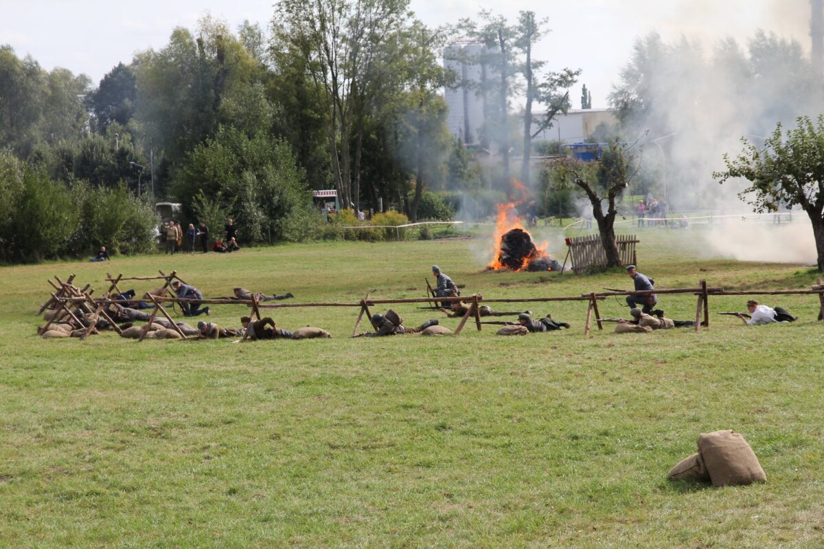 rekonstrukcja bitwy Warszawskiej