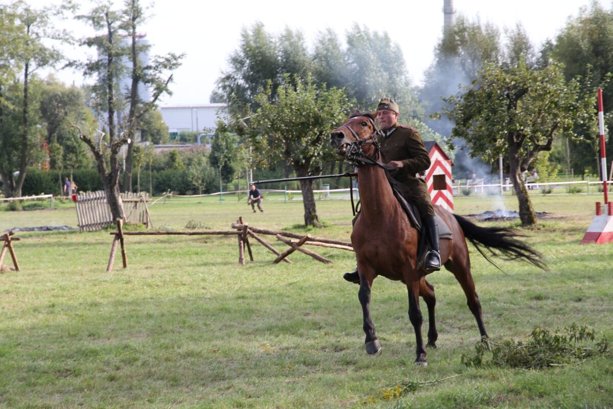 rekonstrukcja bitwy Warszawskiej