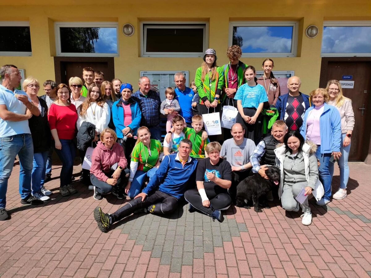 zdjęcie grupowe, uczestnicy i goście